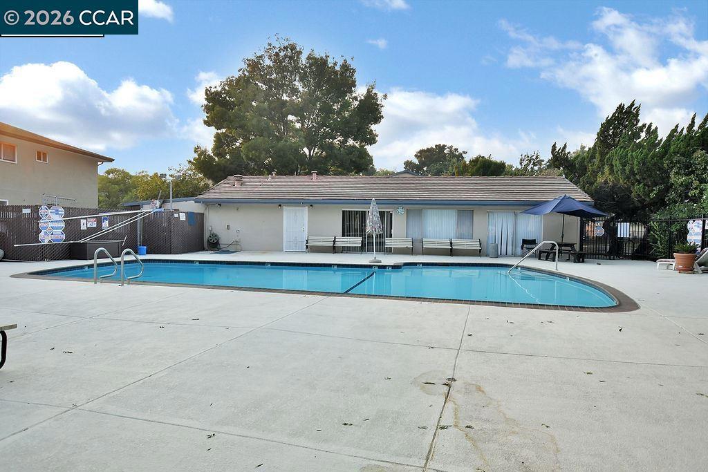 2118 Peppertree Way Property Photo 16
