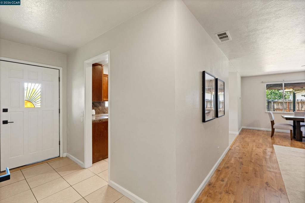 5714 Claremont Ave Property Photo 21