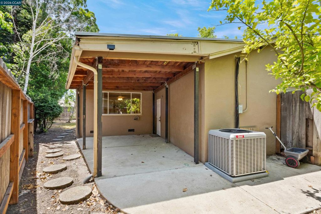 5714 Claremont Ave Property Photo 48
