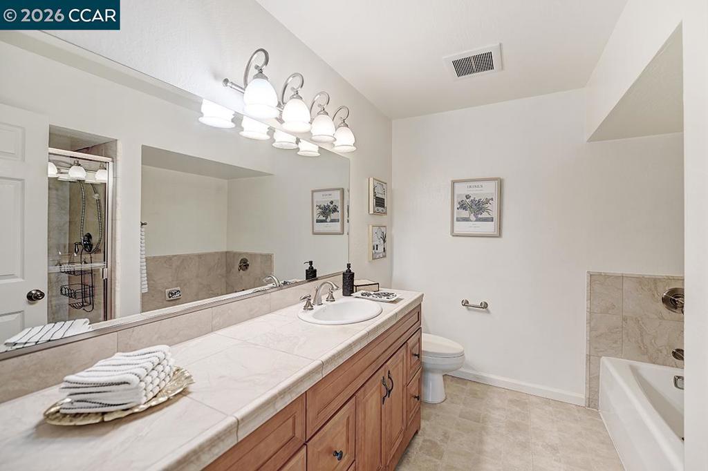 1309 Skycrest Dr 5 Property Photo 31