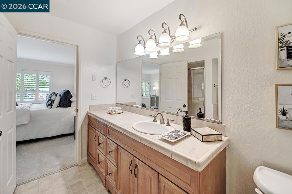 1309 Skycrest Dr 5 Property Photo 34