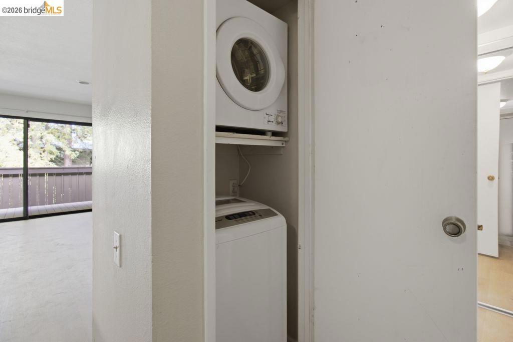 2400 Larkspur Ln 264 Property Photo 13