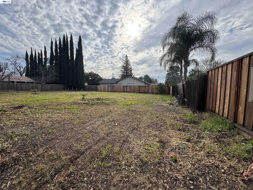 4719 Springwood Way Property Photo 3