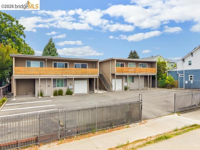 1533 Harmon St Property Photo 4