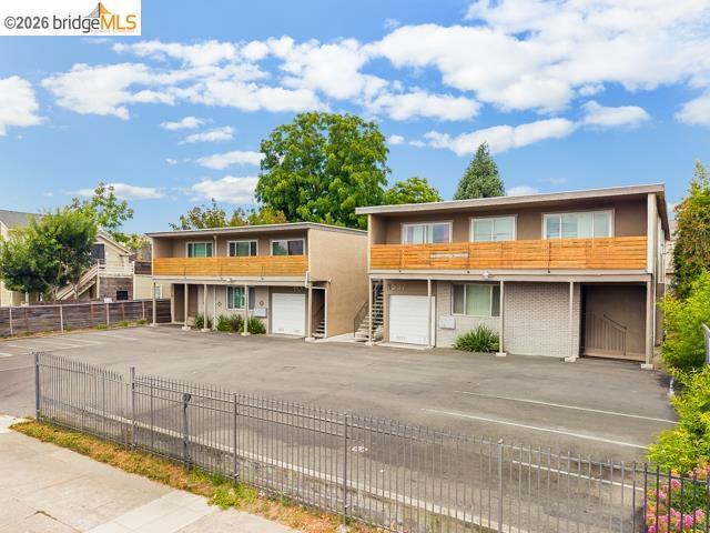 1533 Harmon St Property Photo 5