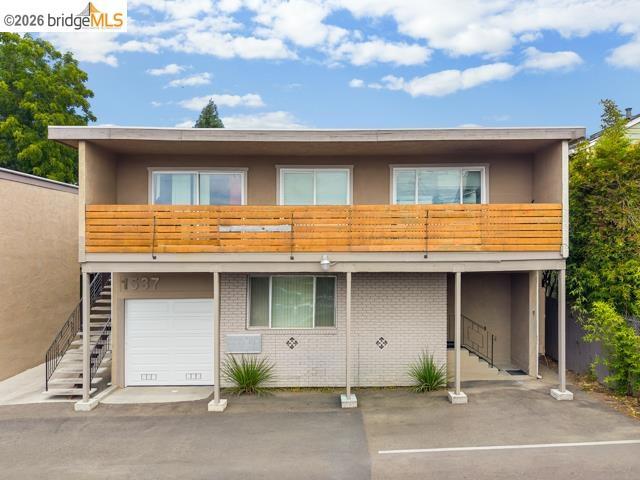 1533 Harmon St Property Photo 6