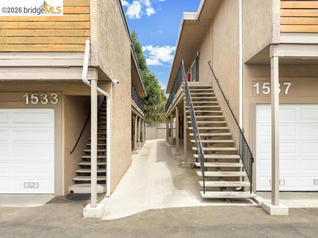1533 Harmon St Property Photo 10