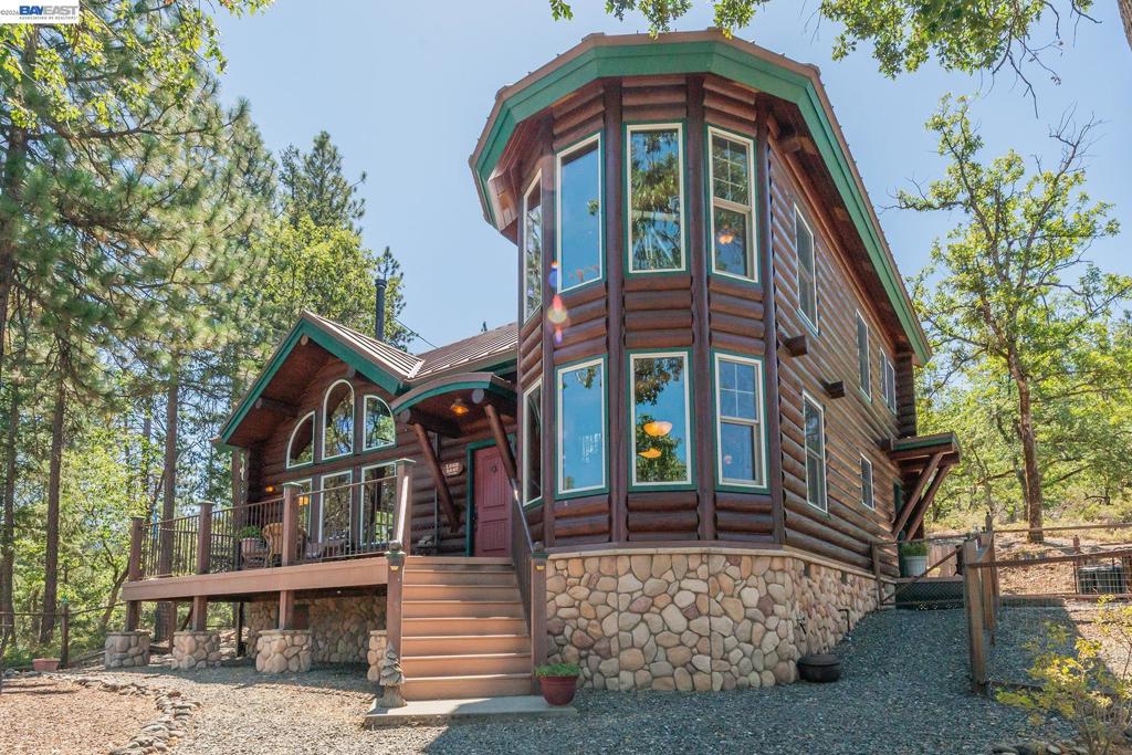 600 Top Of The Grade Property Photo 2