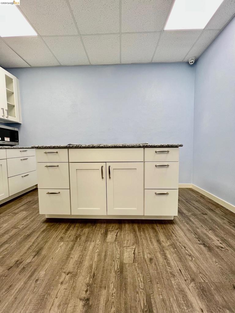 869 Woodside Way Property Photo 18