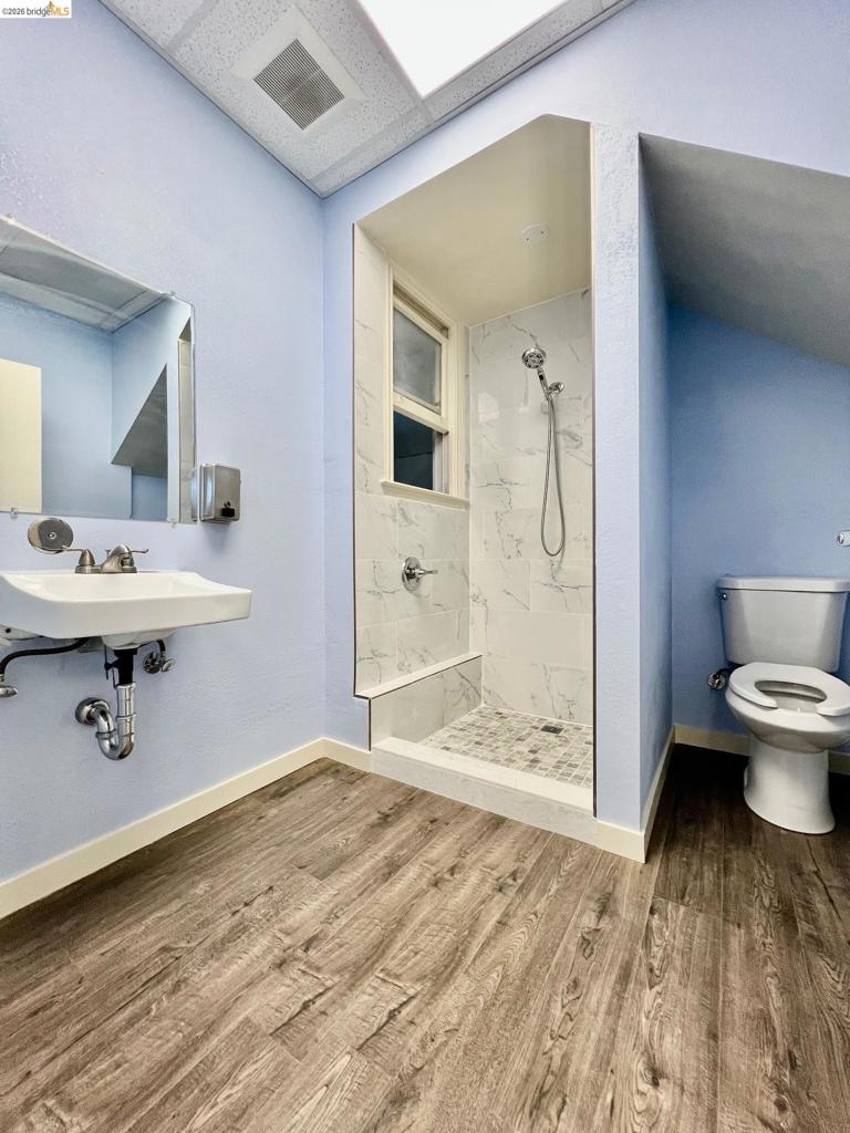 869 Woodside Way Property Photo 26