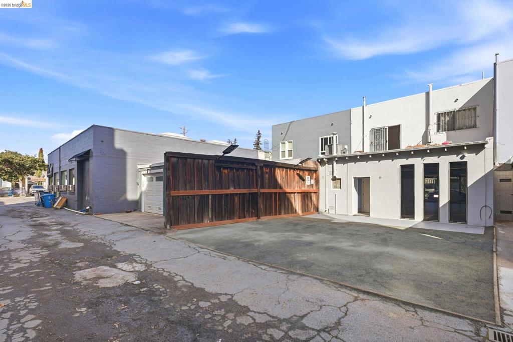 869 Woodside Way Property Photo 49