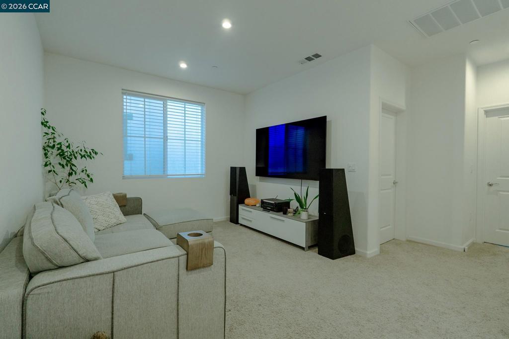 1412 Sanctuary St Property Photo 47