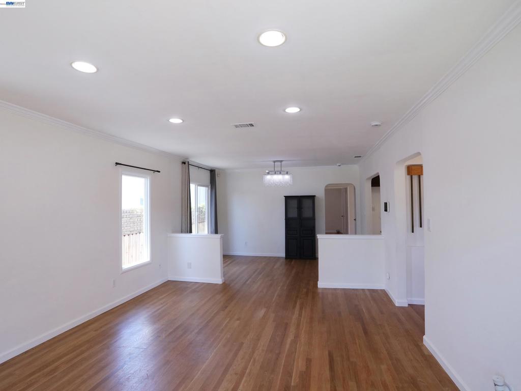 670 Estudillo Ave Property Photo 15
