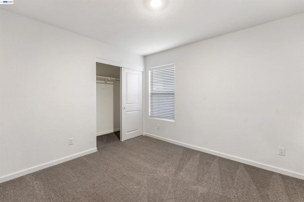 4577 Isabel Ct Property Photo 8