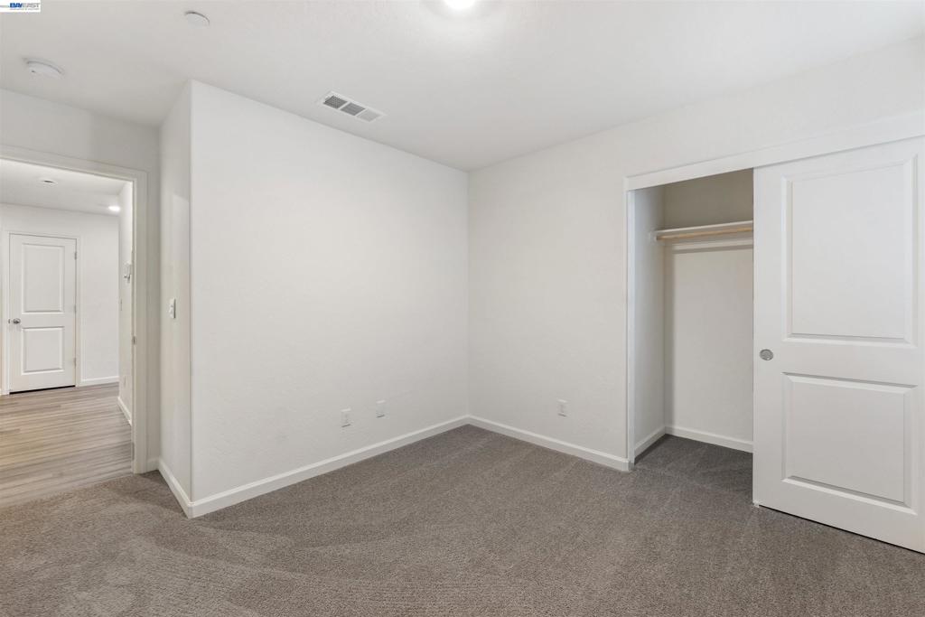 4577 Isabel Ct Property Photo 9