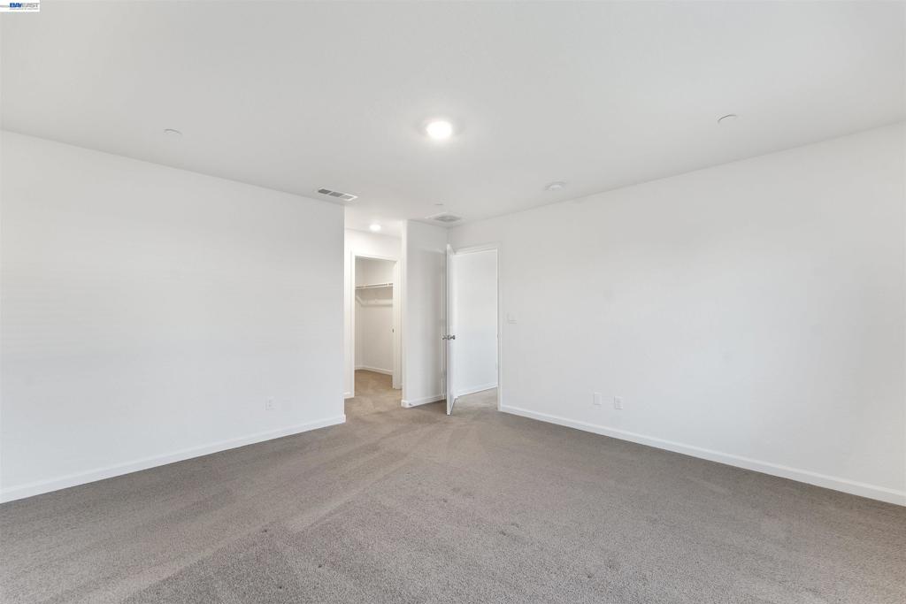 4577 Isabel Ct Property Photo 18