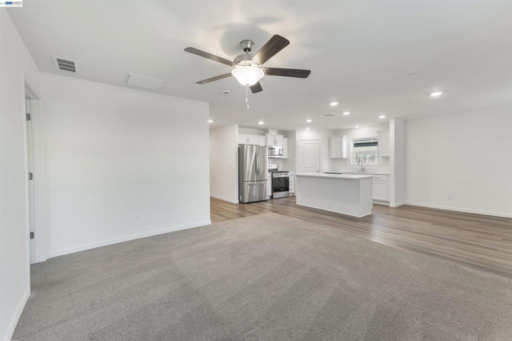 4577 Isabel Ct Property Photo 23