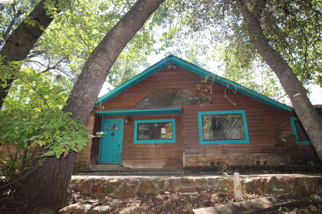 12383 Yankee Hill Rd Property Photo 1
