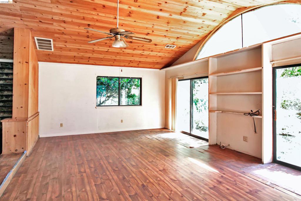 12383 Yankee Hill Rd Property Photo 8
