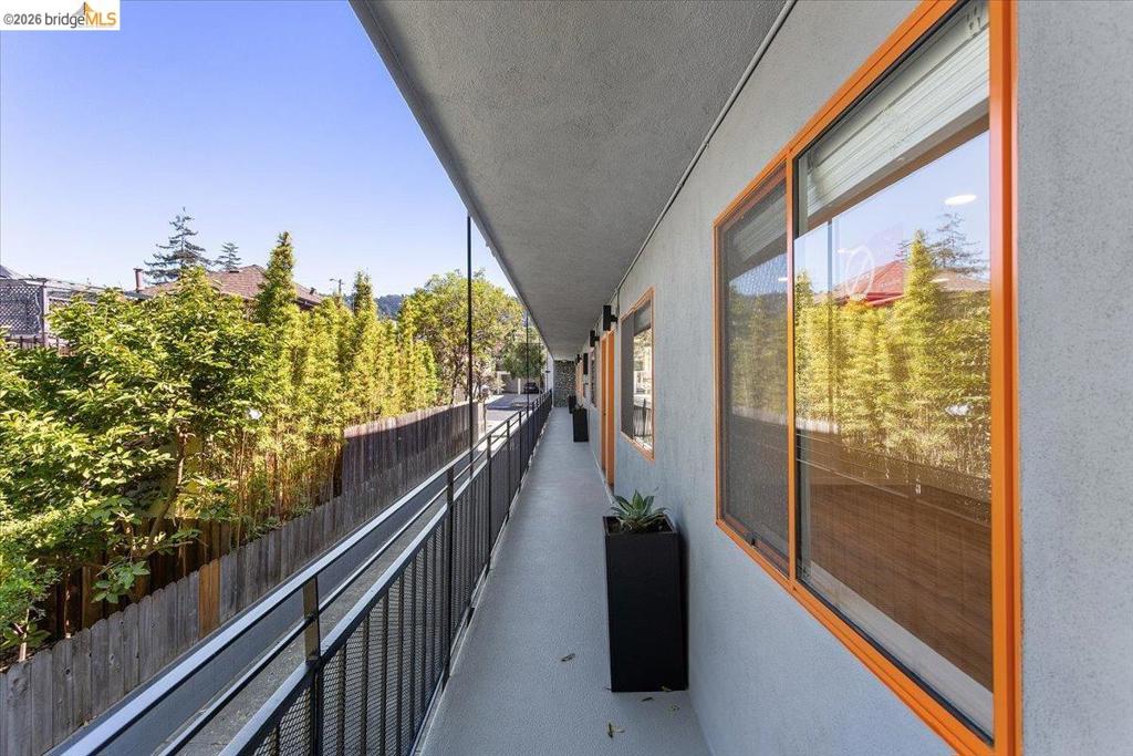 1610 Milvia St Property Photo 4