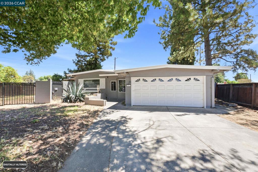 1812 San Jose Pl Property Photo 1