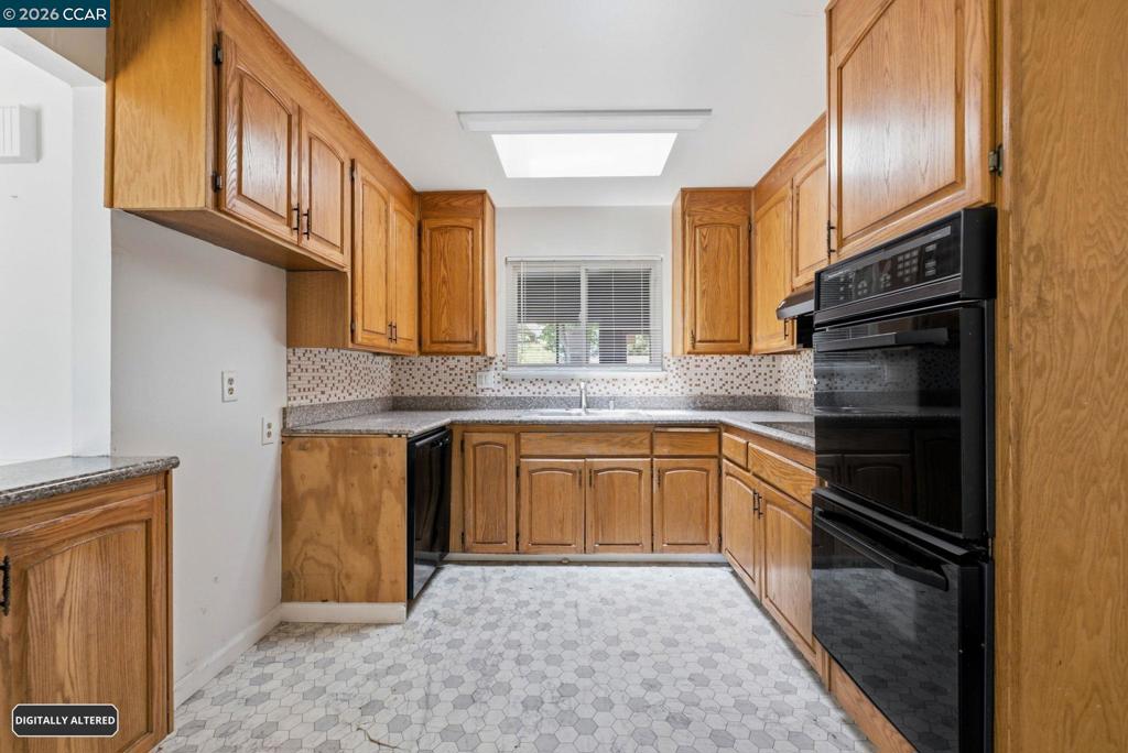 1812 San Jose Pl Property Photo 7