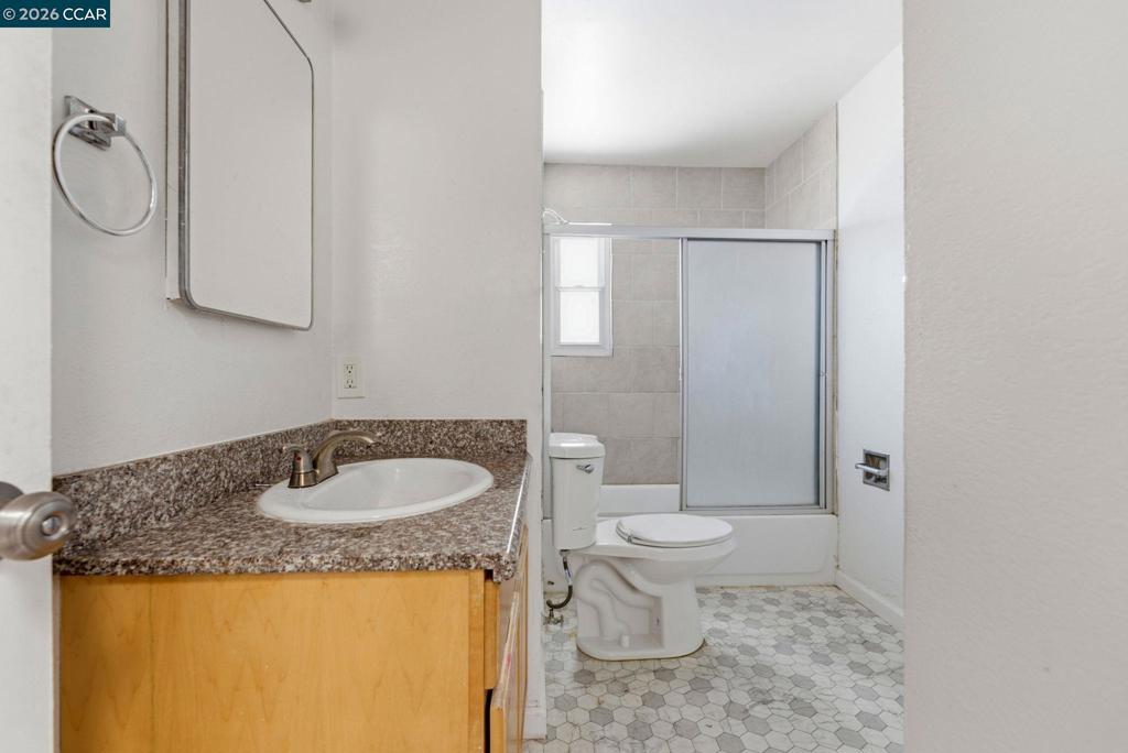 1812 San Jose Pl Property Photo 15
