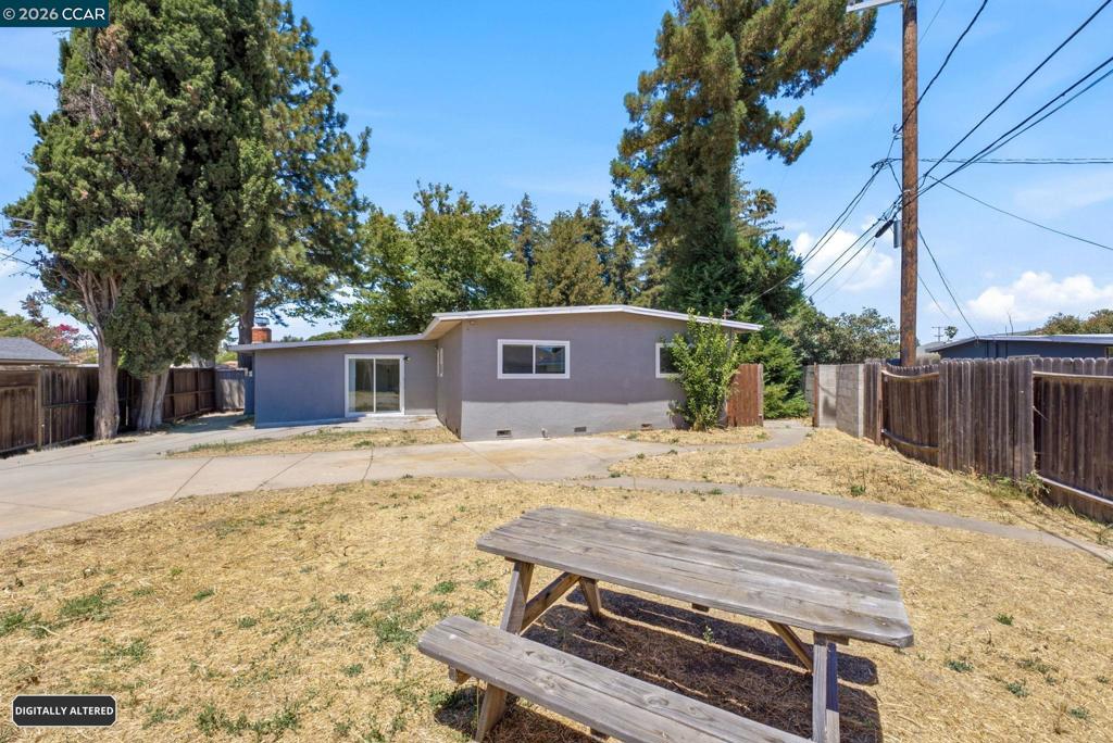 1812 San Jose Pl Property Photo 25