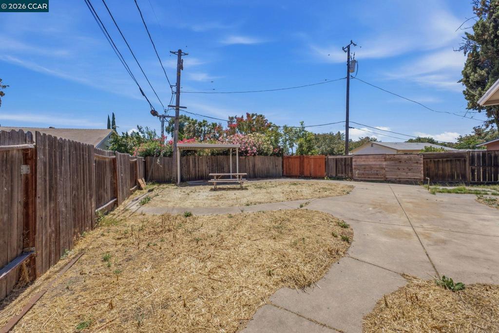 1812 San Jose Pl Property Photo 27
