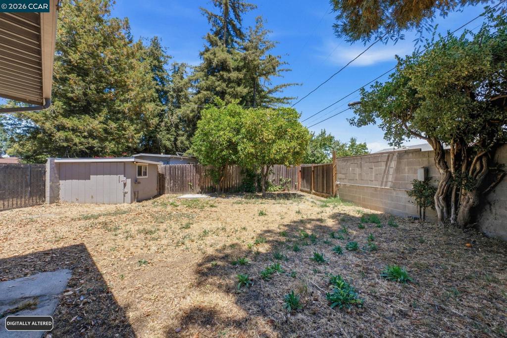 1812 San Jose Pl Property Photo 28