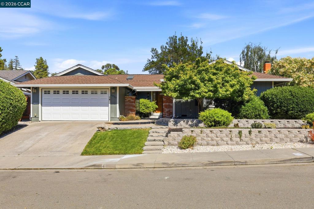 4020 Moselle Property Photo 1