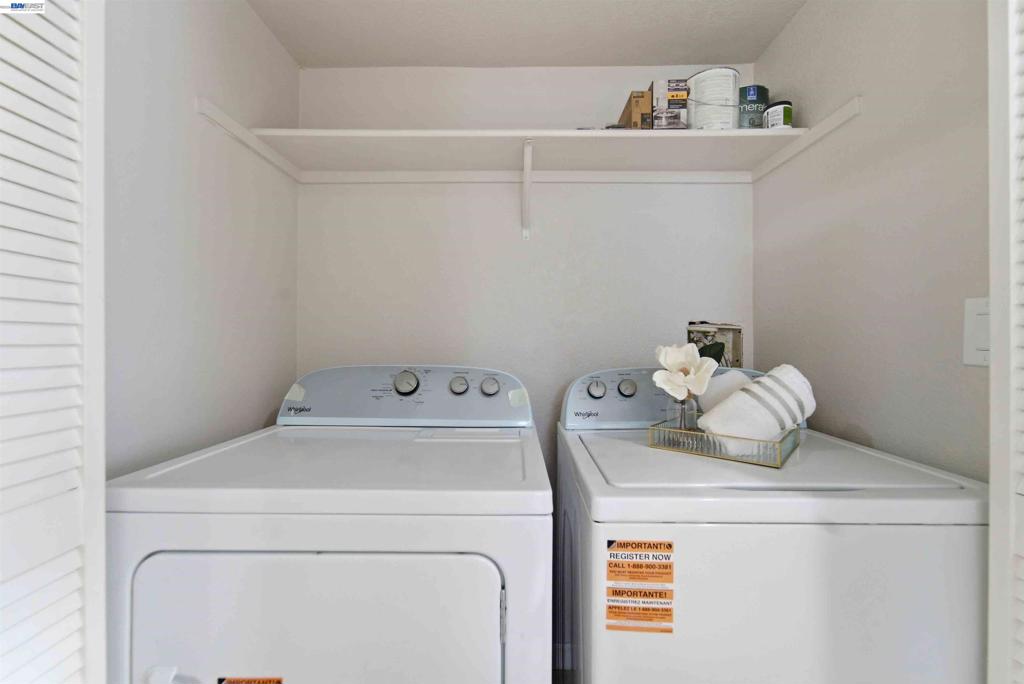 4664 Devonshire Cmn Property Photo 17