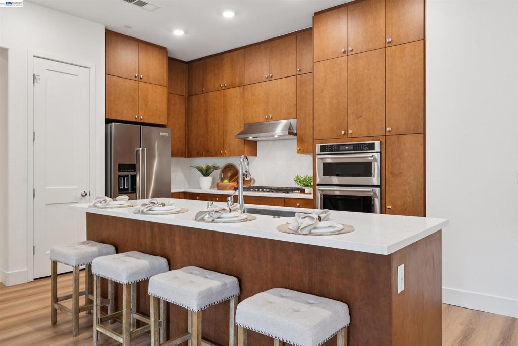 2339 Kinetic Cmn 209 Property Photo 3