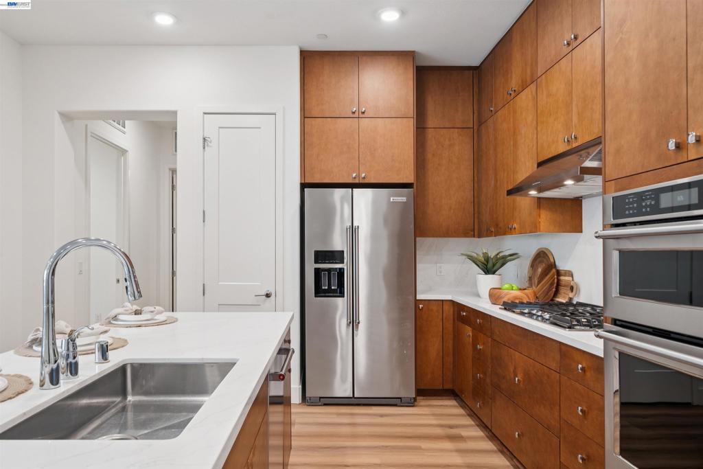 2339 Kinetic Cmn 209 Property Photo 6