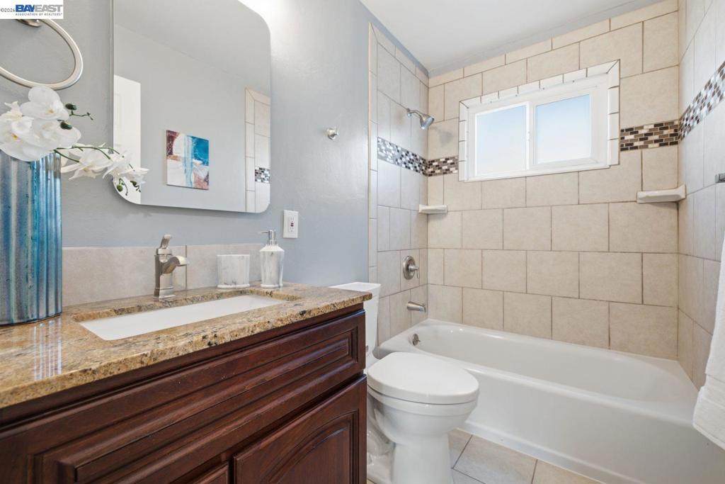 3485 Mission View Dr Property Photo 18