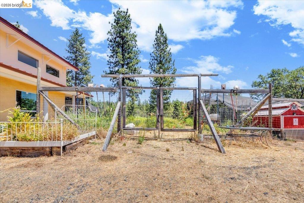 9935 Jackass Creek Rd Property Photo 39