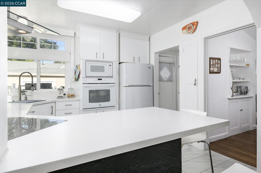 1201 Missouri St Property Photo 16