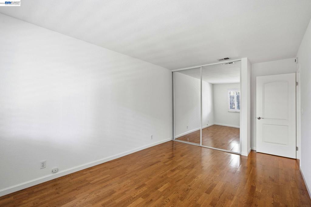 883 Dover Cir Property Photo 37