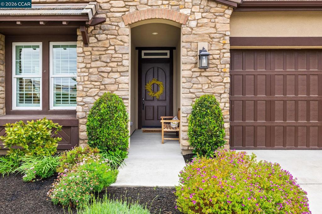 1760 Merlot Circle Property Photo 2