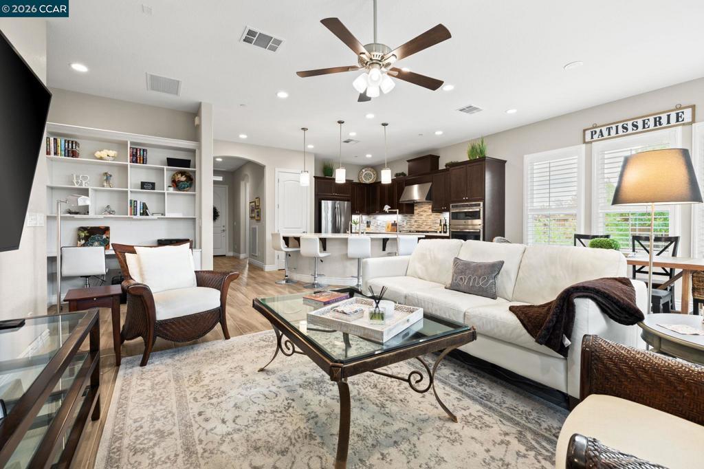 1760 Merlot Circle Property Photo 12