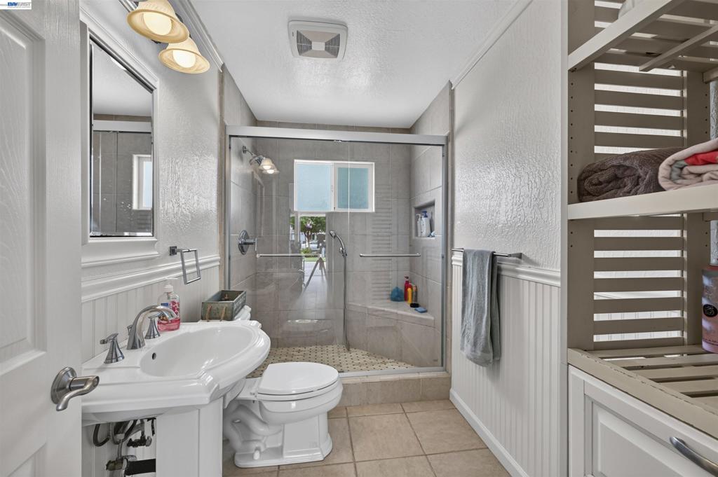 1249 Duffy Way Property Photo 10