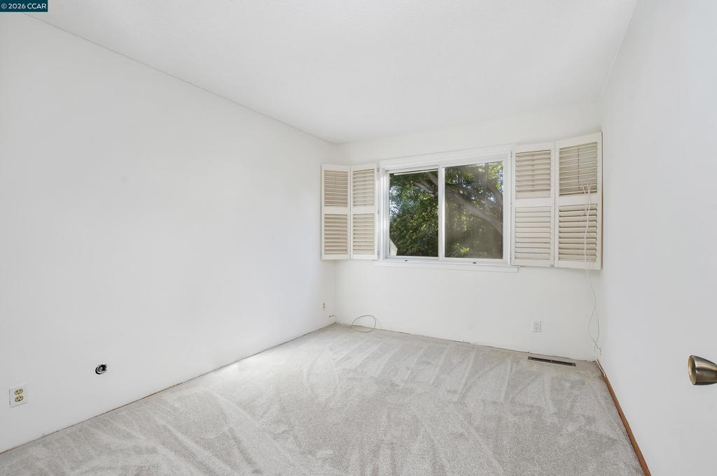 1941 Argonne Dr Property Photo 25