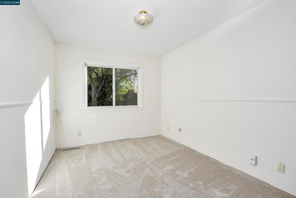 1941 Argonne Dr Property Photo 27