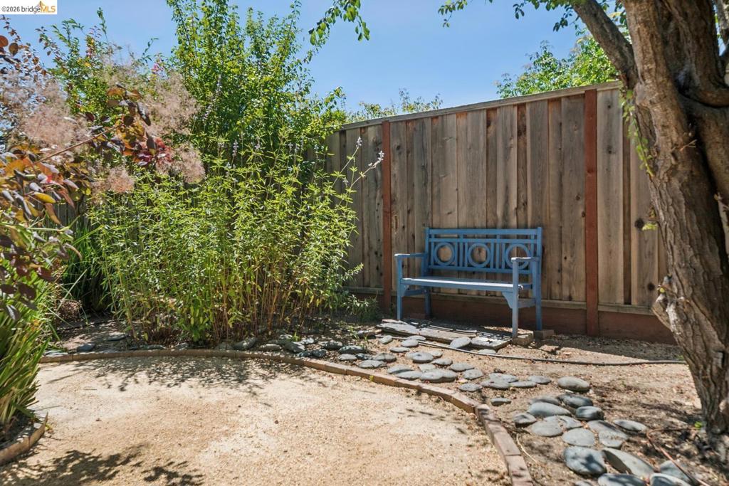 7526 Greenly Dr Property Photo 34