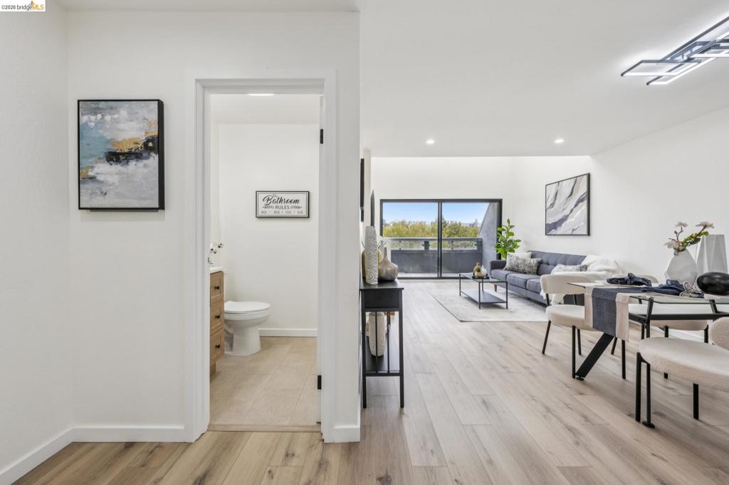 7 Embarcadero West 207 Property Photo 11