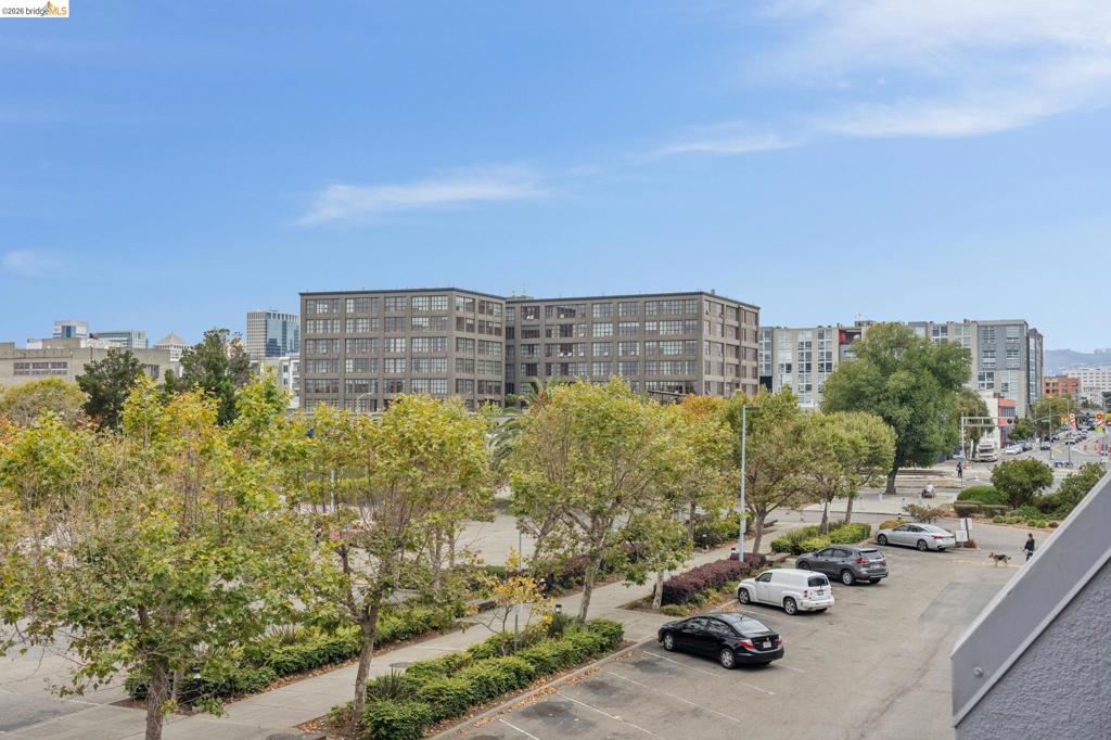 7 Embarcadero West 207 Property Photo 16
