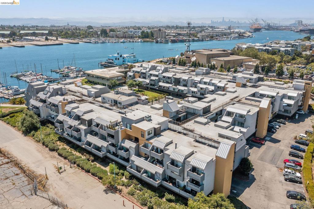 7 Embarcadero West 207 Property Photo 37