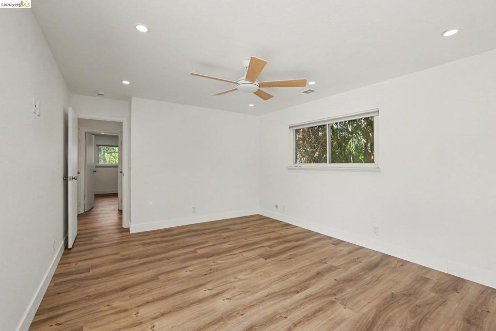 5545 Southbrook Dr Property Photo 15