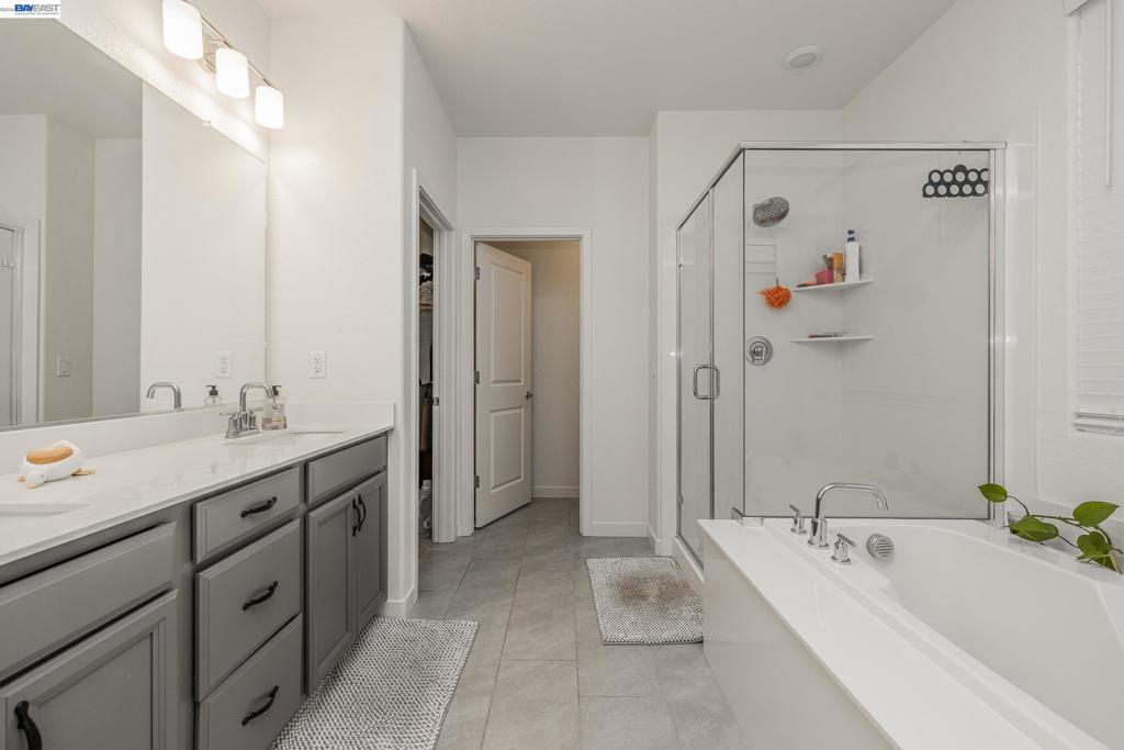 2666 Alcove Way Property Photo 17