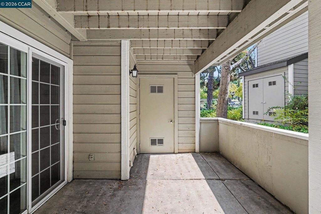 485 Canyon Oaks Dr J Property Photo 25